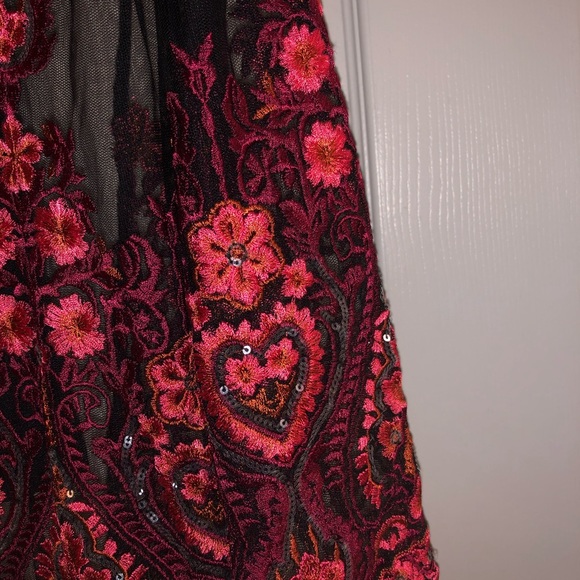 INC International Concepts Embroidered Top - Picture 3 of 4